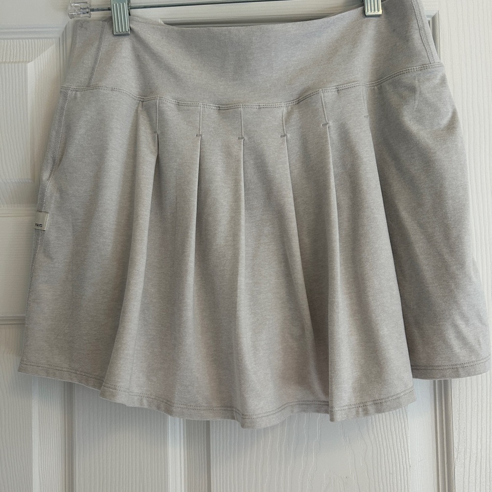 Vuori sport skort Apparel